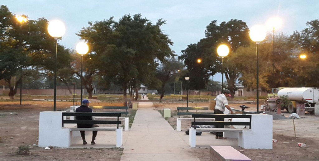 Construcción de plaza y adoquinado en La Unión